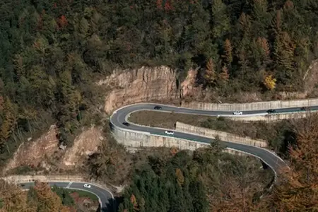 Un nouveau tronçon d'autoroute est en cours de construction en Roumanie.