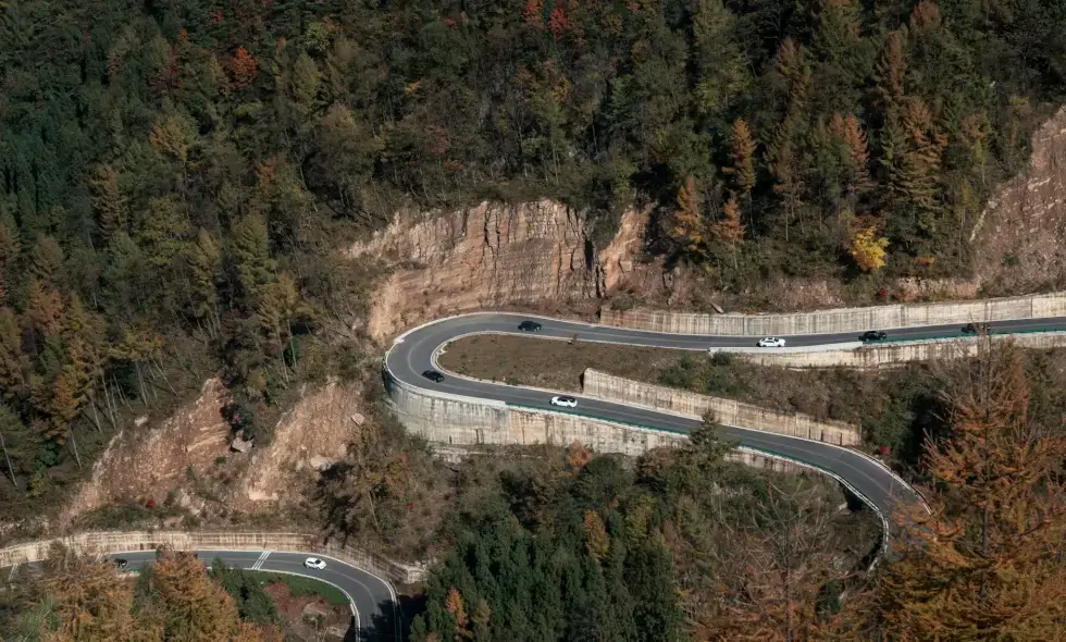 Un nouveau tronçon d'autoroute est en cours de construction en Roumanie.
